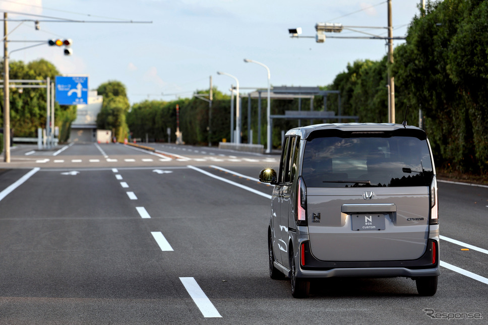 ホンダ N-BOX 新型《写真提供 ホンダ》