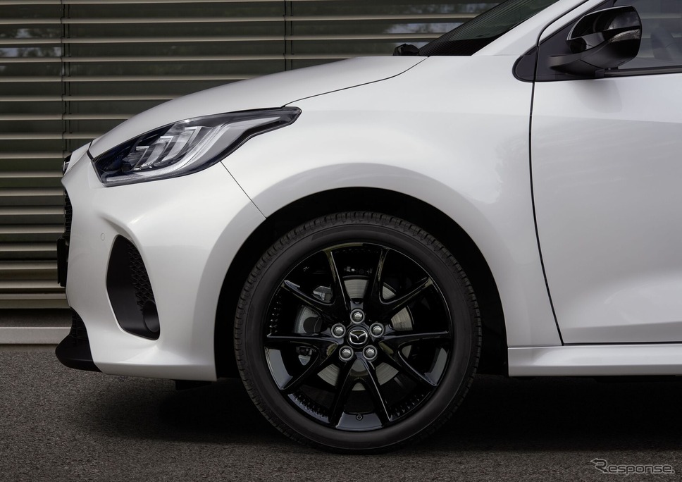 マツダ2 ハイブリッド 改良新型(欧州仕様)《photo by Mazda》