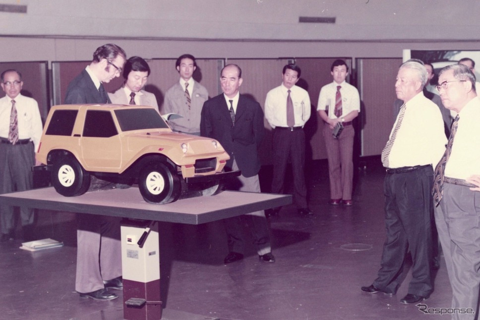 1974年《photo by Toyota》