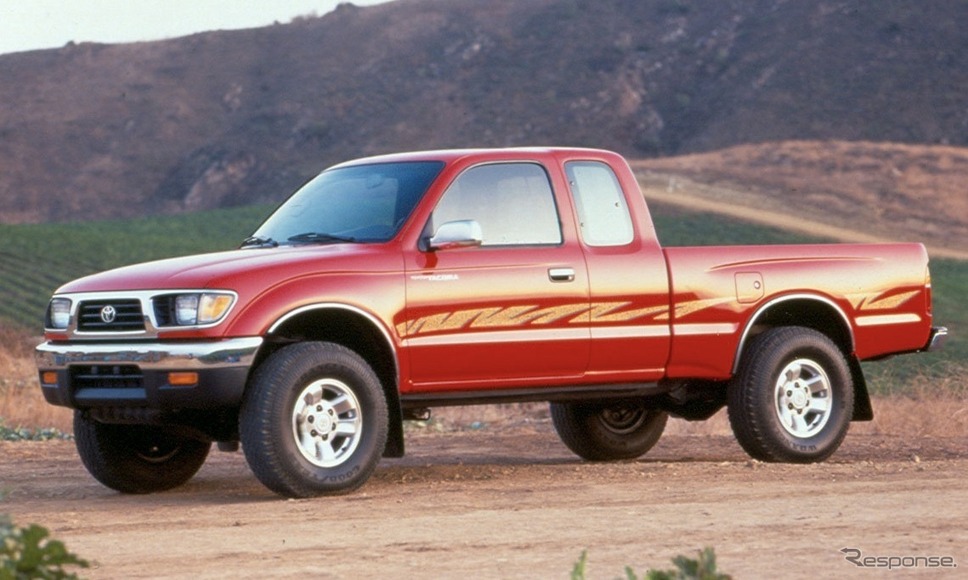 1995年型タコマ《photo by Toyota》