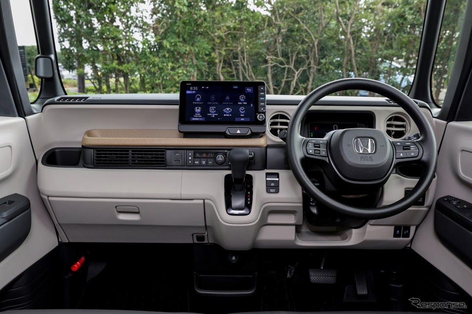 ホンダ N-BOX 新型(オータムイエロー・パール)《写真提供 ホンダ》