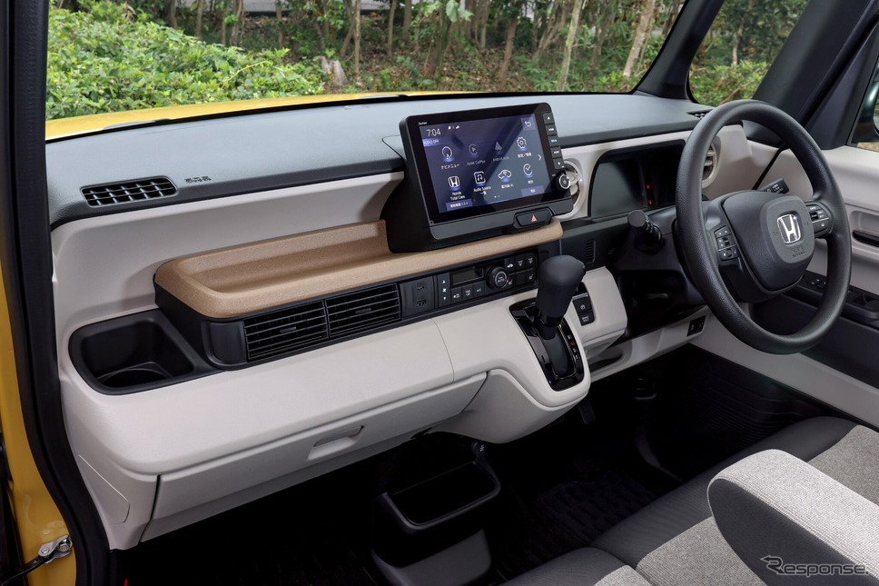 ホンダ N-BOX 新型(オータムイエロー・パール)《写真提供 ホンダ》