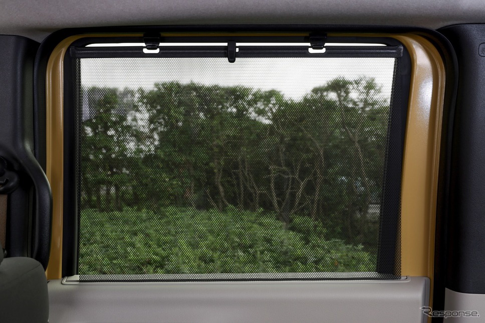 ホンダ N-BOX 新型(オータムイエロー・パール)《写真提供 ホンダ》