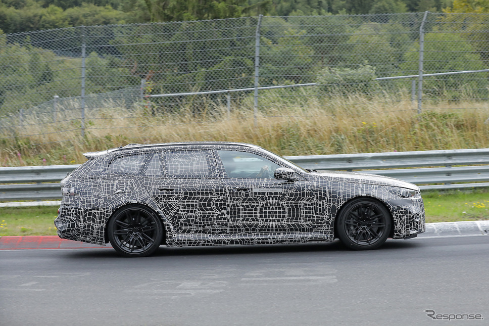 BMW M5ツーリング 新型プロトタイプ(スクープ写真)《APOLLO NEWS SERVICE》