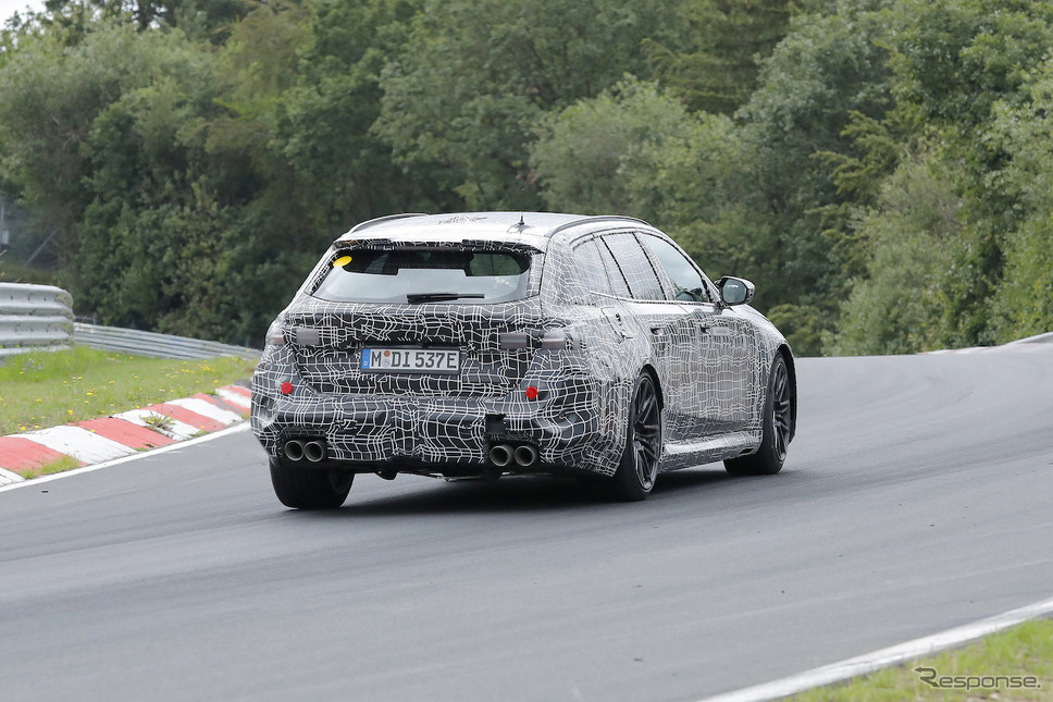 BMW M5ツーリング 新型プロトタイプ(スクープ写真)《APOLLO NEWS SERVICE》