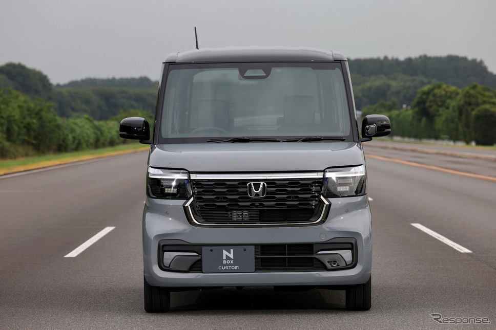 ホンダ N-BOXカスタム 新型《写真提供 ホンダ》