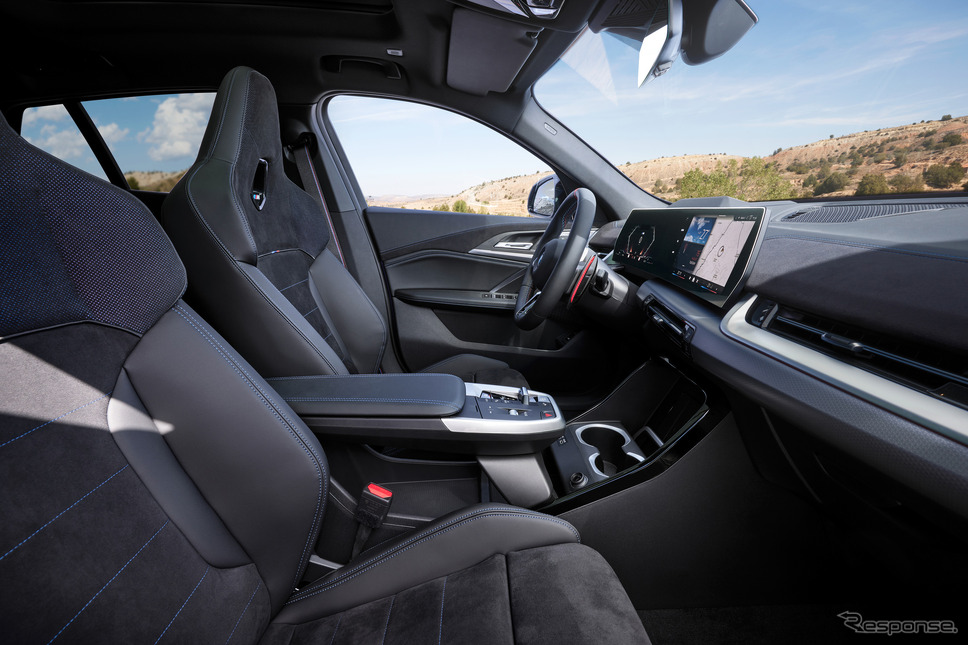 BMW X2 新型の「M35i xDrive」《photo by BMW》