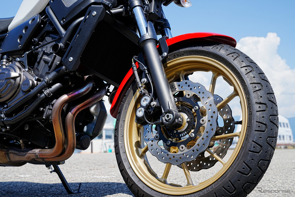 カスタム前のヤマハ XSR700《写真撮影 柳田由人》