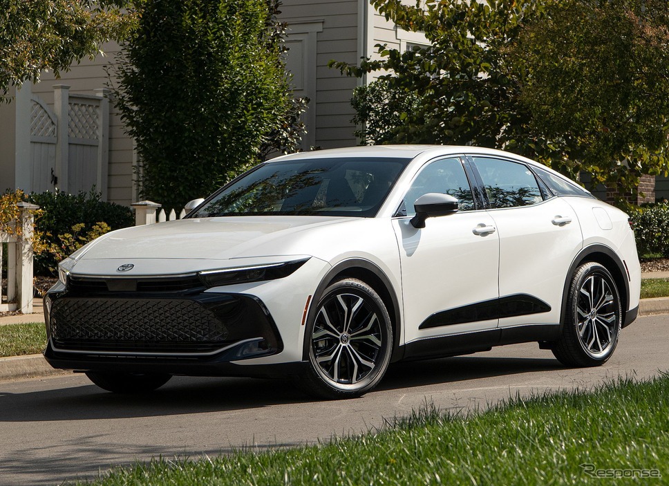 トヨタ・クラウン(クラウン・クロスオーバー)の2024年モデル(米国仕様)《photo by Toyota》