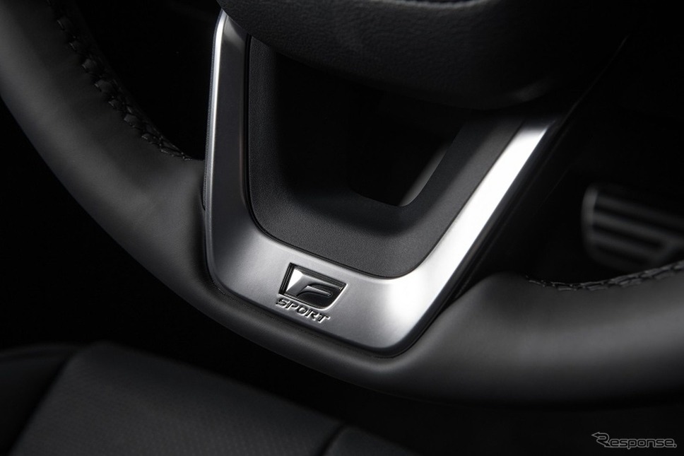 レクサス TX のハイブリッド車「TX500h」《photo by Lexus》