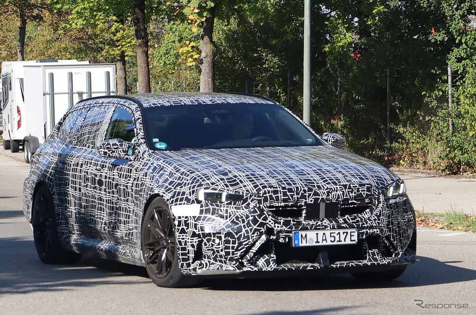 BMW M5ツーリング プロトタイプ(スクープ写真)《APOLLO NEWS SERVICE》