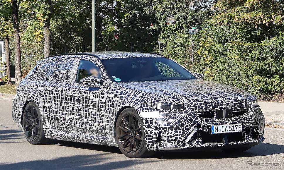 BMW M5ツーリング プロトタイプ(スクープ写真)《APOLLO NEWS SERVICE》