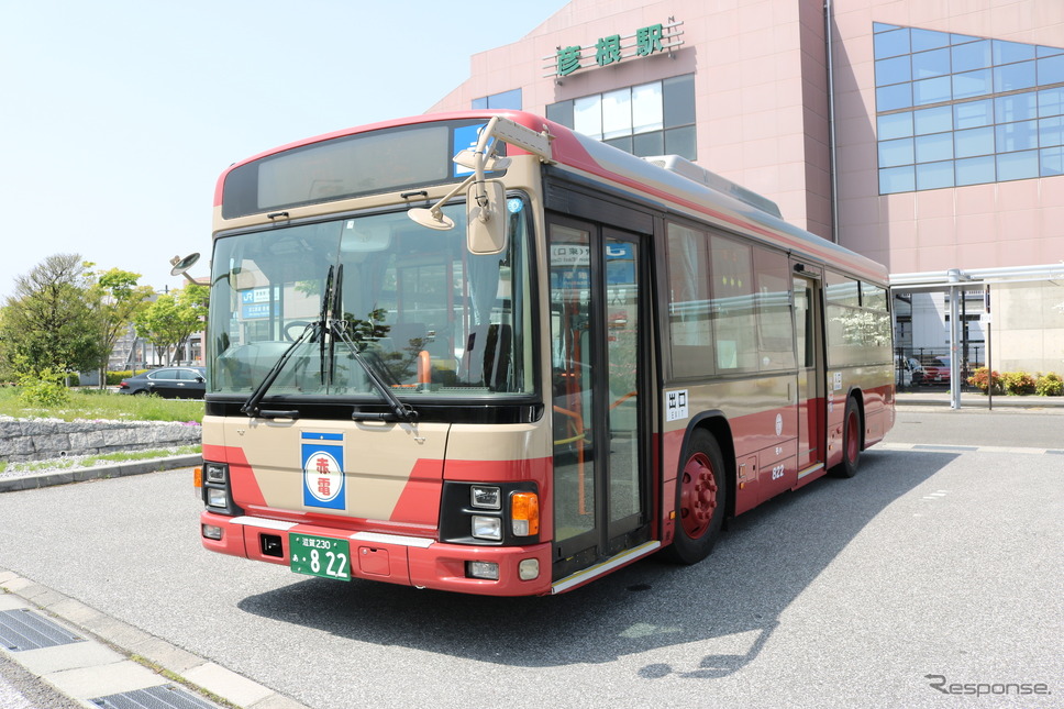近江鉄道の「赤電バス」《写真提供 近江鉄道》