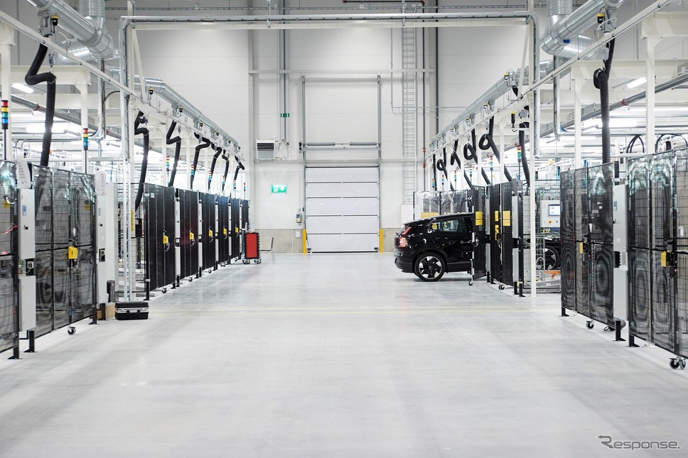 ボルボカーズがスウェーデンに開設したソフトウェアのテストセンター《photo by Volvo Cars》