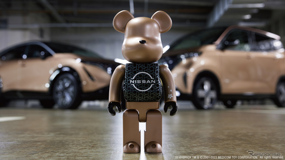 NISSAN 90周年記念 BE@RBRICK 100% & 400%《写真提供:日産自動車》