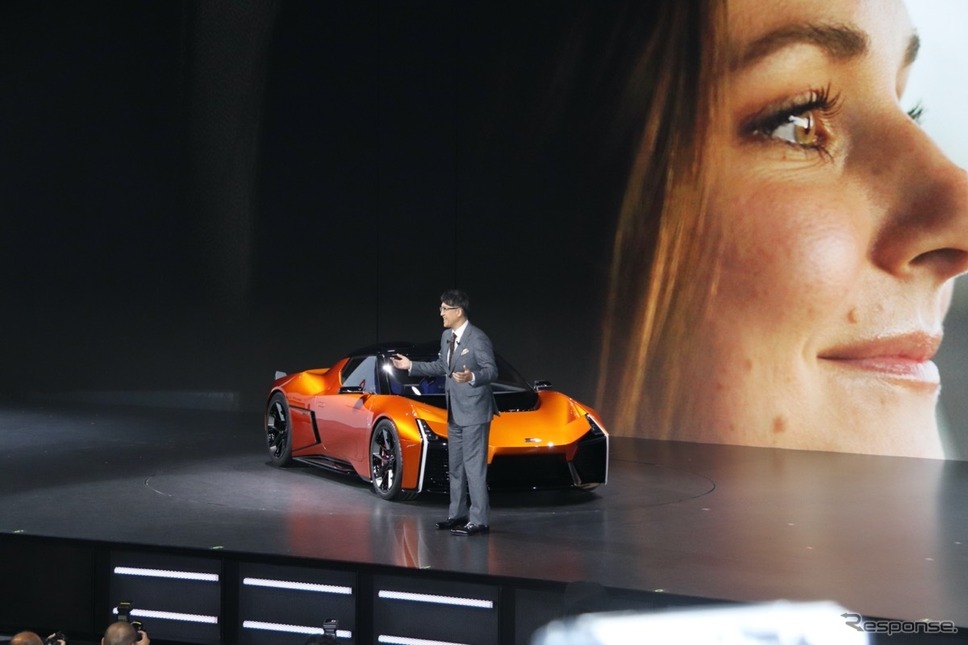 トヨタ自動車のプレスカンファレンス（ジャパンモビリティショー2023）《写真撮影 中尾真二》