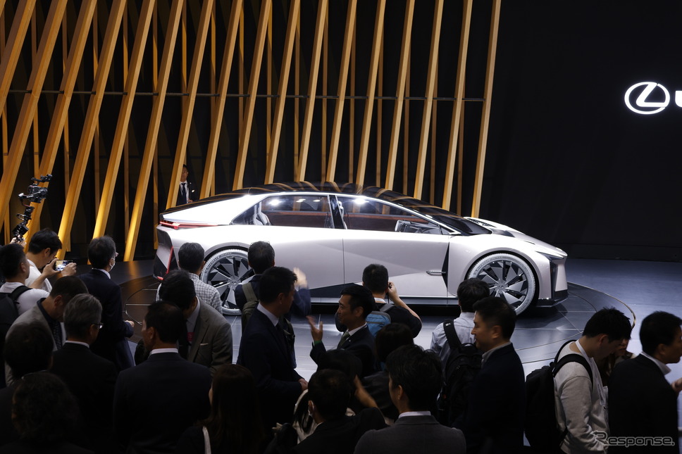 レクサス LF-ZC(ジャパンモビリティショー2023)《写真撮影 郡大二郎》
