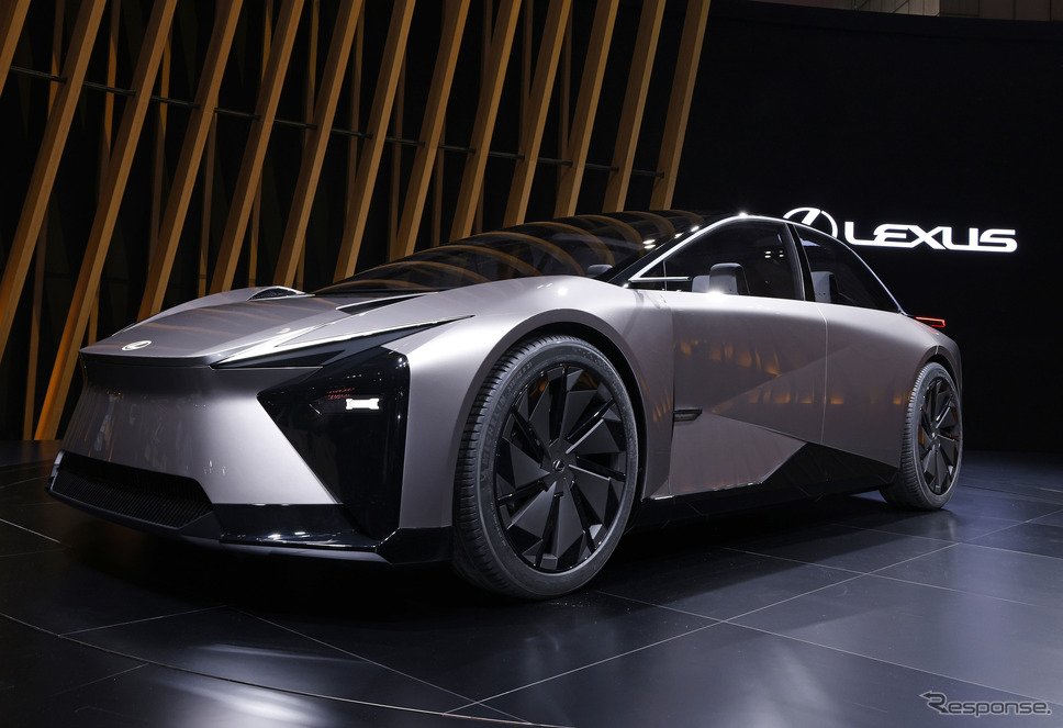 レクサス LF-ZC(ジャパンモビリティショー2023)《写真撮影 郡大二郎》
