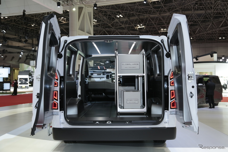 トヨタ車体 グローバルハイエース BEVコンセプト(ジャパンモビリティショー2023)《写真撮影 豊崎淳》