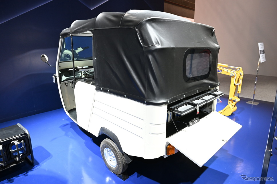 電動3輪タクシーのホンダ リキシャ(ジャパンモビリティショー2023)《写真撮影 安藤貴史》