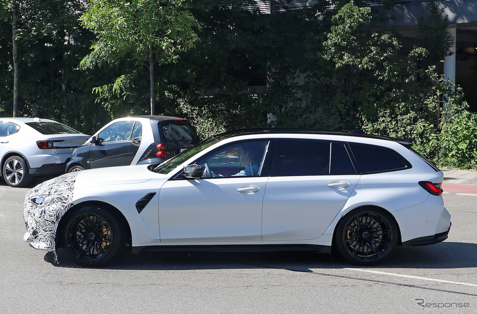 BMW M3ツーリング 改良新型プロトタイプ(スクープ写真)《APOLLO NEWS SERVICE》