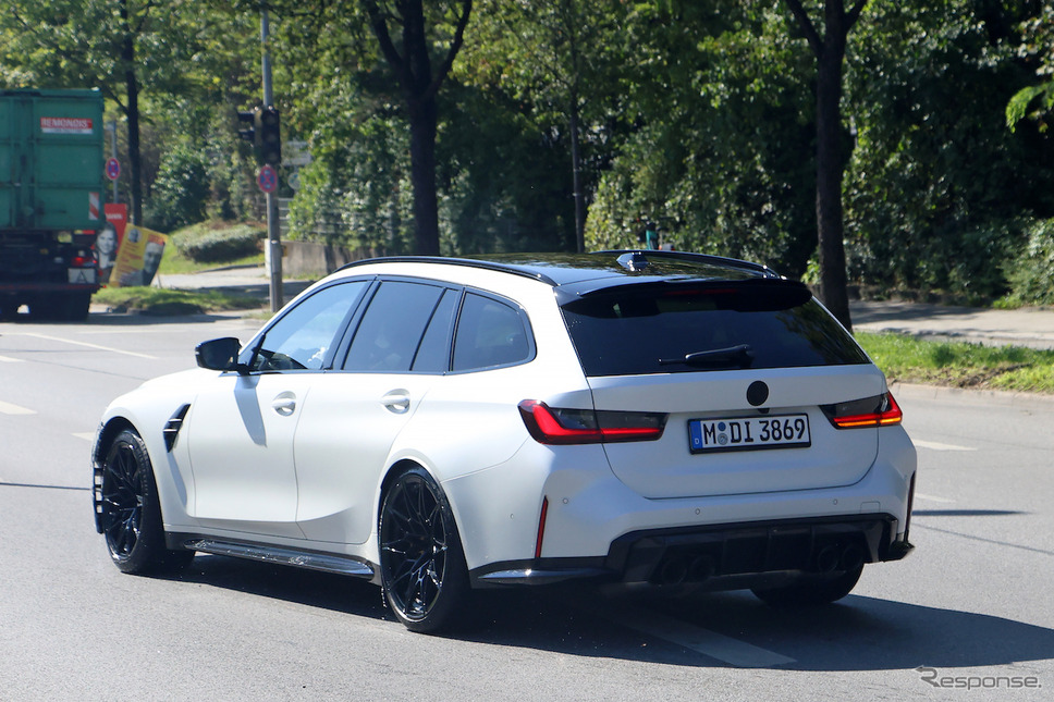 BMW M3ツーリング 改良新型プロトタイプ(スクープ写真)《APOLLO NEWS SERVICE》