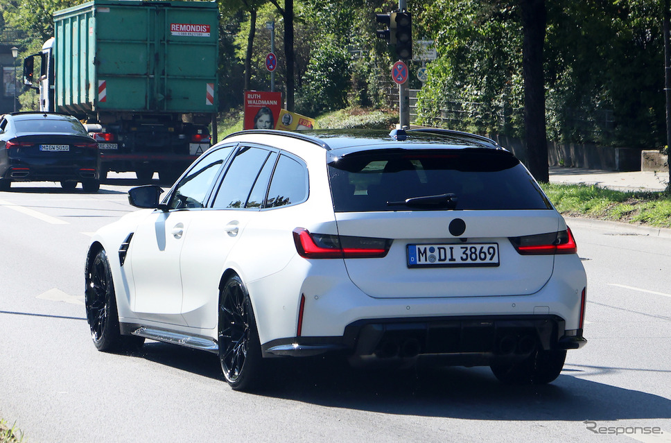 BMW M3ツーリング 改良新型プロトタイプ(スクープ写真)《APOLLO NEWS SERVICE》