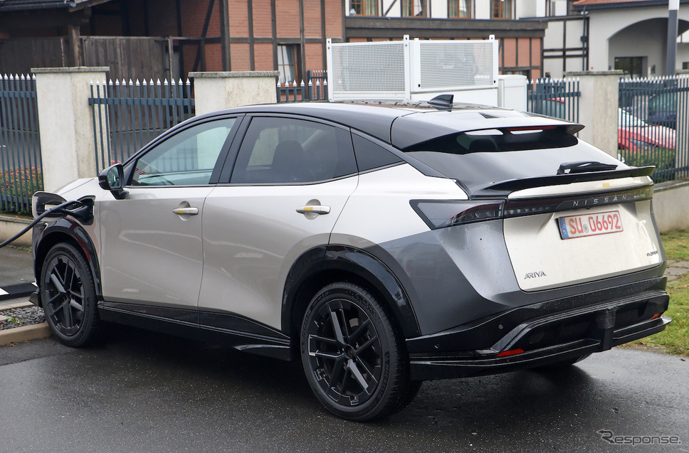 日産　アリア NISMO 市販型プロトタイプ　スクープ写真《APOLLO NEWS SERVICE》
