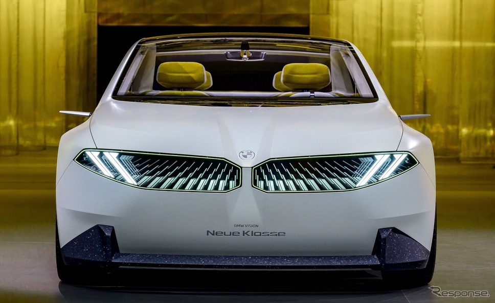 BMW ヴィジョン・ノイエ・クラッセ(IAAモビリティ2023)《photo by BMW》