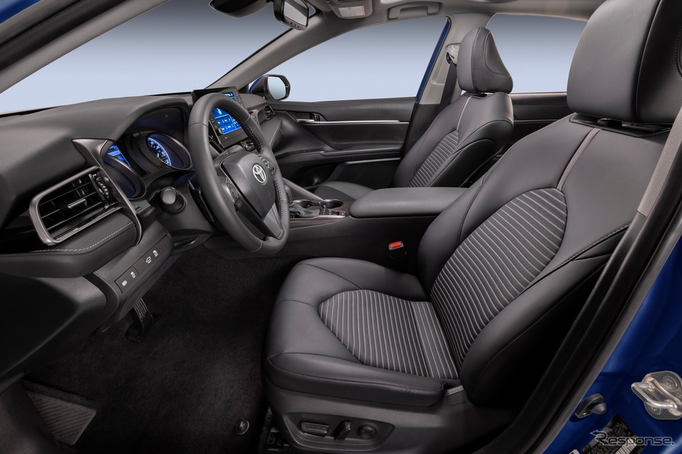トヨタ・カムリ 現行型(米国仕様)《photo by Toyota》