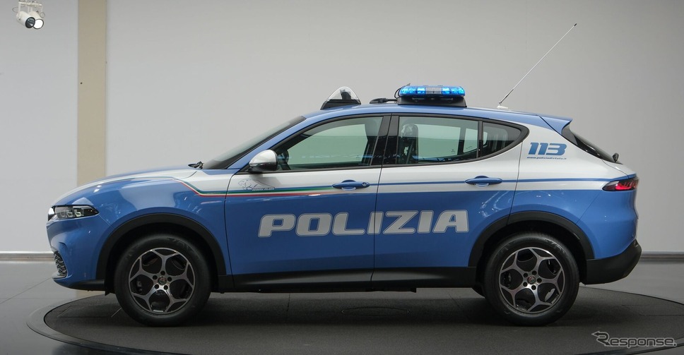 アルファロメオ・トナーレ・ハイブリッド のイタリア国家警察ポリスカー仕様《photo by Alfa Romeo》