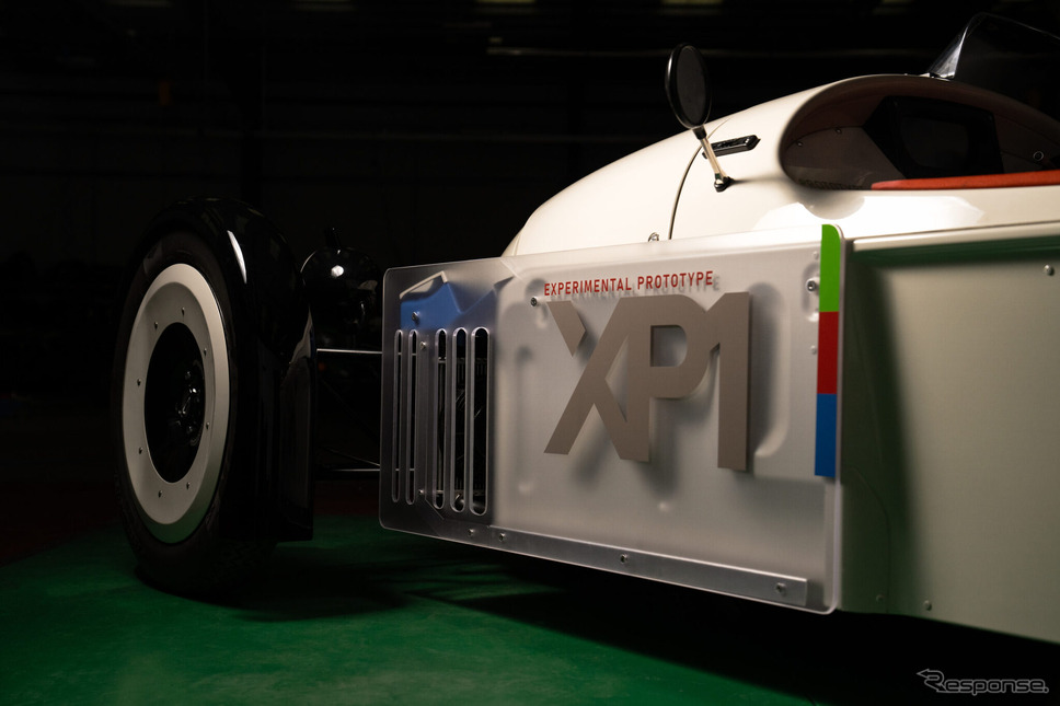 モーガン・スーパー3 をベースにしたEVプロトタイプ「XP-1」《photo by Morgan Motor Company》