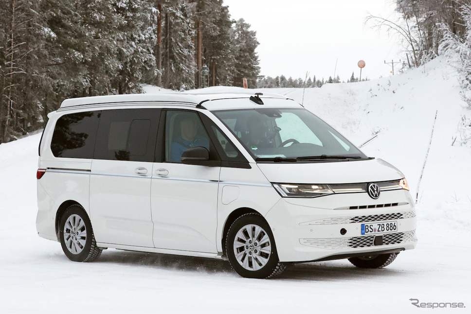 VW カリフォルニア PHEV プロトタイプ(スクープ写真)《APOLLO NEWS SERVICE》
