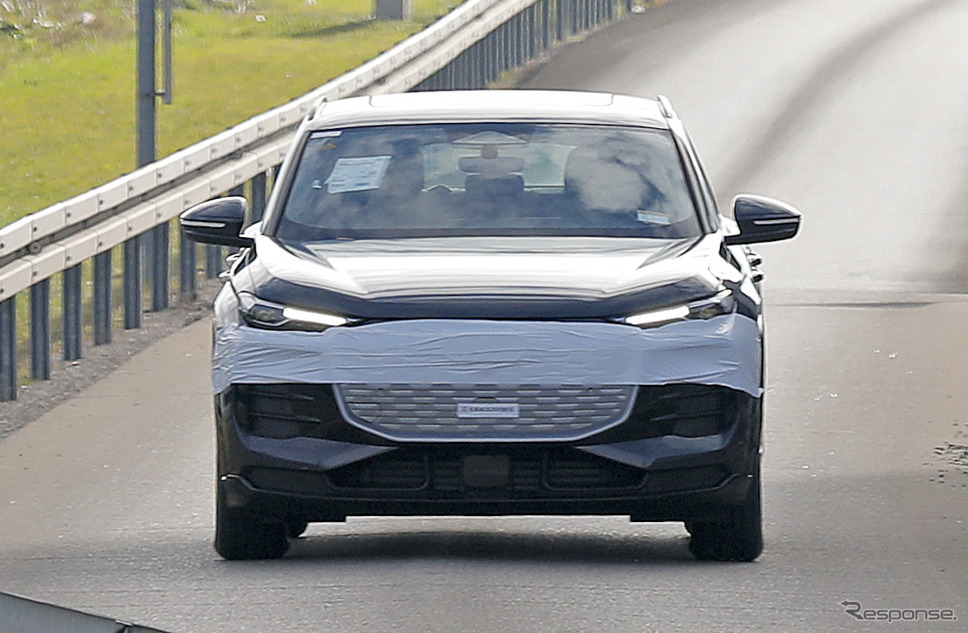 アウディ Q6スポーツバック e-tron 市販型プロトタイプ(スクープ写真)《APOLLO NEWS SERVICE》