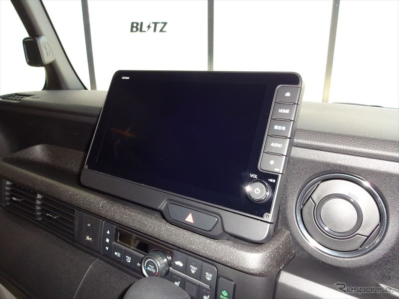 HONDAディーラーオプションN-BOX 9インチ Honda CONNECTナビ(LXU-242NBi)《画像提供 BLITZ》