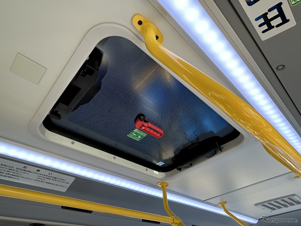 KARSANの小型ノンステップ電気バス「e-JEST」《写真撮影 宮崎壮人》