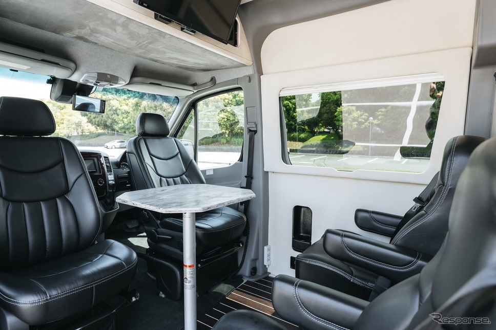 INTERSTATE《写真提供 Carstay》