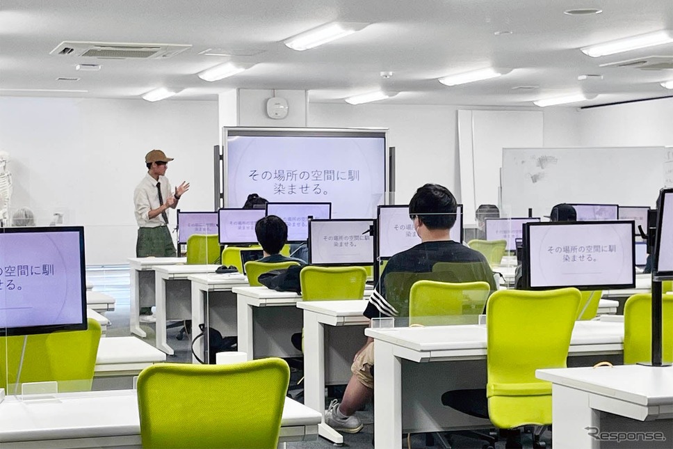 企画案のプレゼンテーション《写真提供 京都精華大学》
