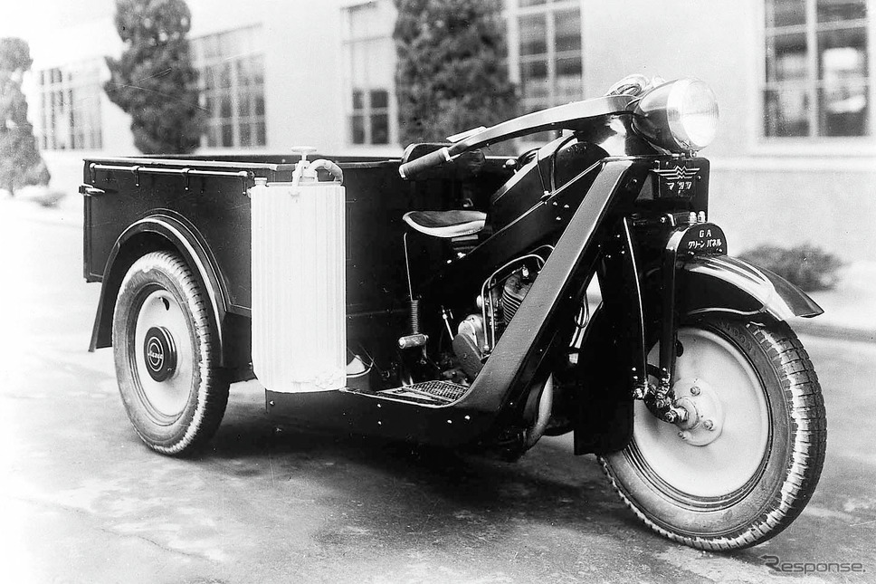GA型三輪トラック　トーヨー式アセチレン発生装置付き（1941年）《写真提供 マツダ》