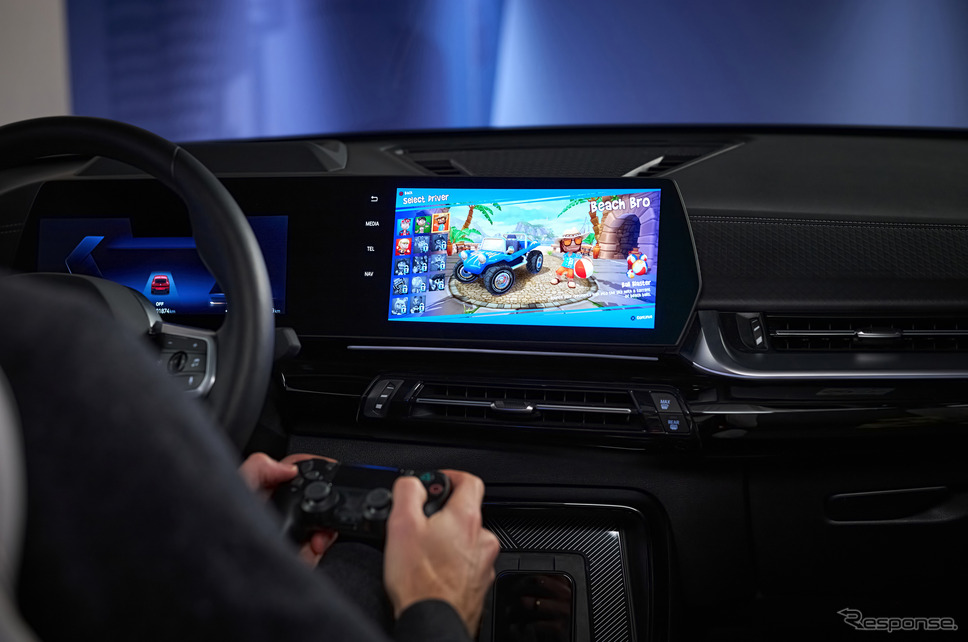BMWの「OS9」搭載車で可能になる新しいゲーム体験《photo by BMW》