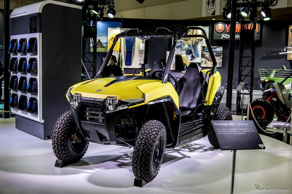 ヤマハ発動機の小型低速EVの汎用プラットフォーム「YAMAHA MOTOR PLATFORM CONCEPT」(東京オートサロン2024)《写真撮影 山内潤也》