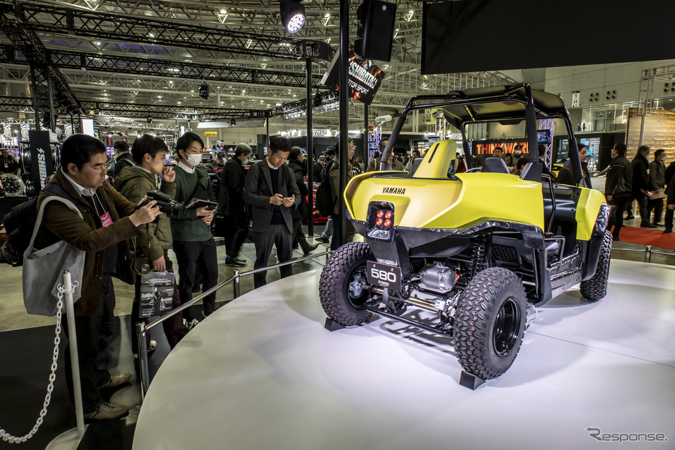 ヤマハ発動機の小型低速EVの汎用プラットフォームを使ったプロトモデル(東京オートサロン2024)《写真撮影 山内潤也》