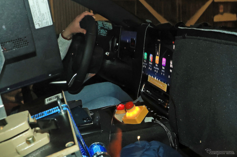 メルセデスベンツ CLA 次期型プロトタイプ(スクープ写真)《APOLLO NEWS SERVICE》