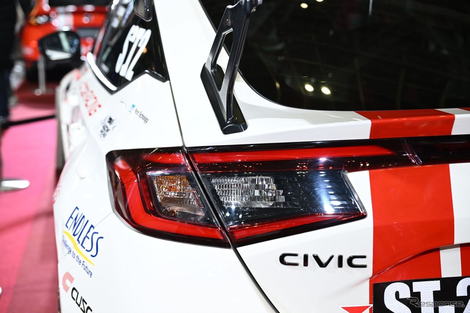 「Honda R&amp;D Challenge」の「CIVIC TYPE R(FL5)」《写真撮影 野口岳彦》