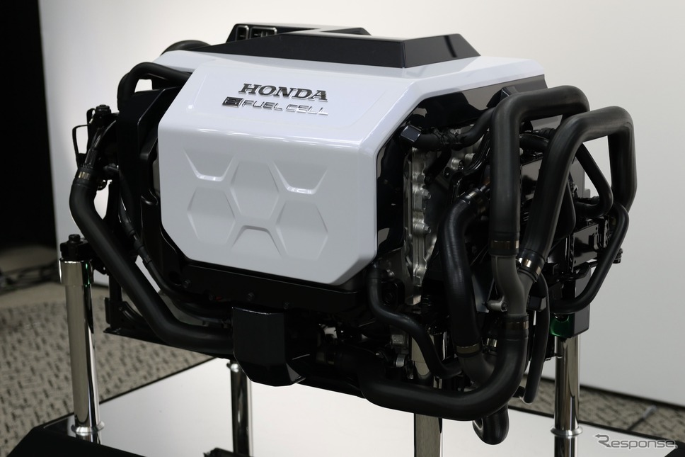 ホンダの次世代燃料電池システム（モックアップ）《写真提供 ホンダ》