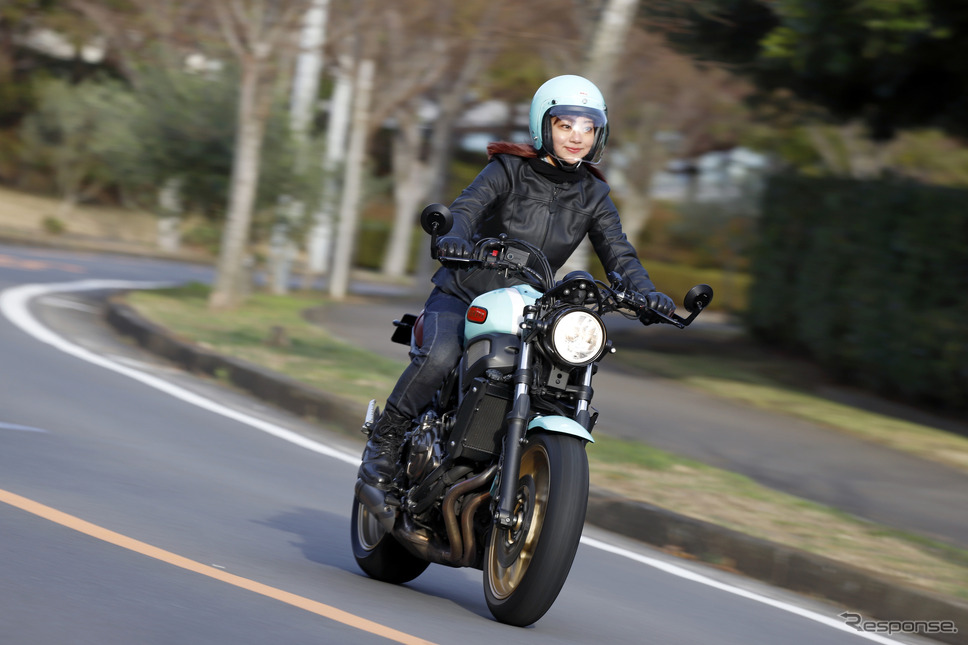 指出瑞貴カスタムのヤマハ XSR700《写真撮影 小林岳夫》