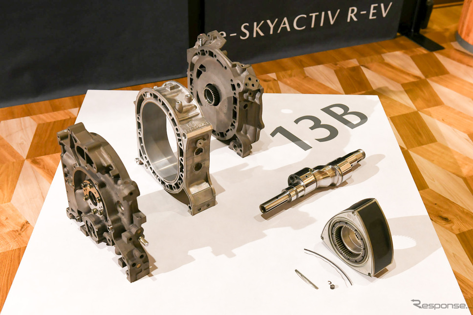 RX-8に搭載された「13B型」ロータリーエンジン《写真撮影 中野英幸》