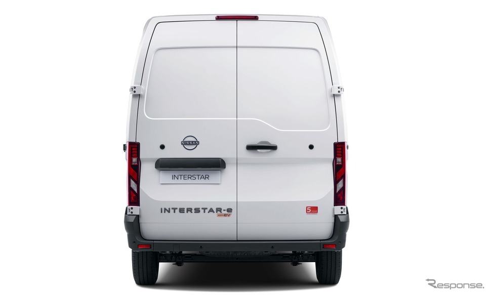 日産 インタースター 新型のEV「インタースター e」《photo by Nissan》