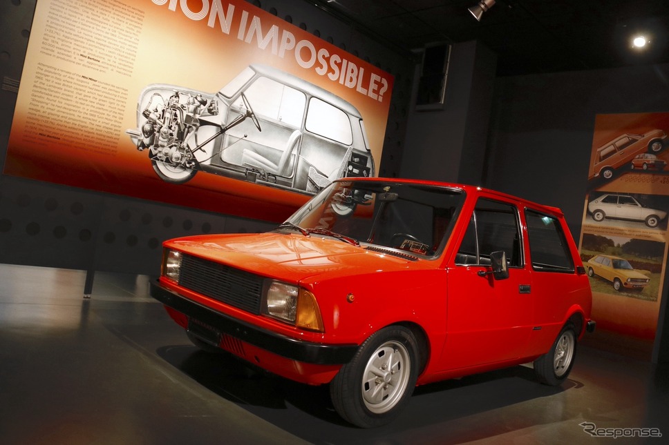 1974年イノチェンティ・ミニ 2019年、トリノ自動車博物館企画展で《photo by Akio Lorenzo OYA》