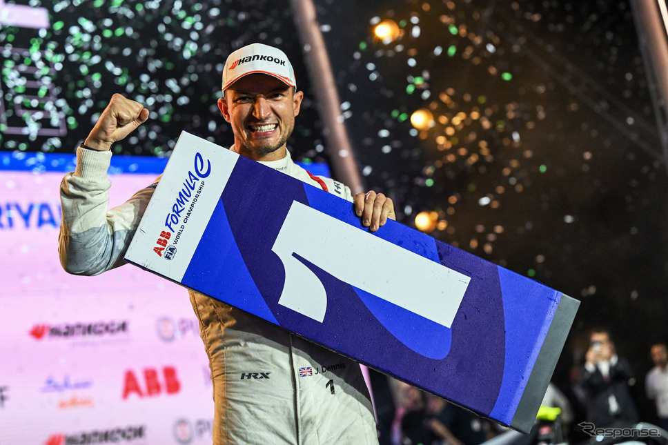 ジェイク・デニス(シーズン10 第2戦優勝時)《Photo by ABB FIA FORMULA E》